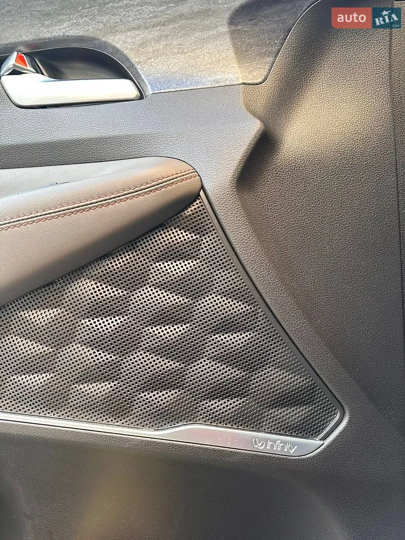 2019 Hyundai Santa Fe - мініатюра 11