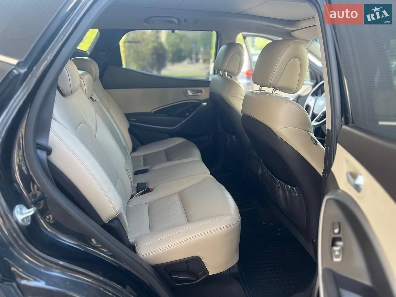 2012 Hyundai Santa Fe - мініатюра 22