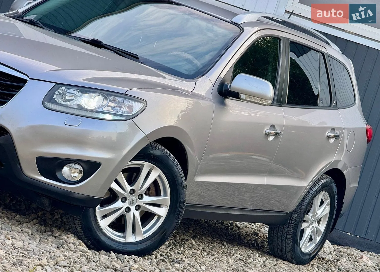 2011 Hyundai Santa Fe - мініатюра 11