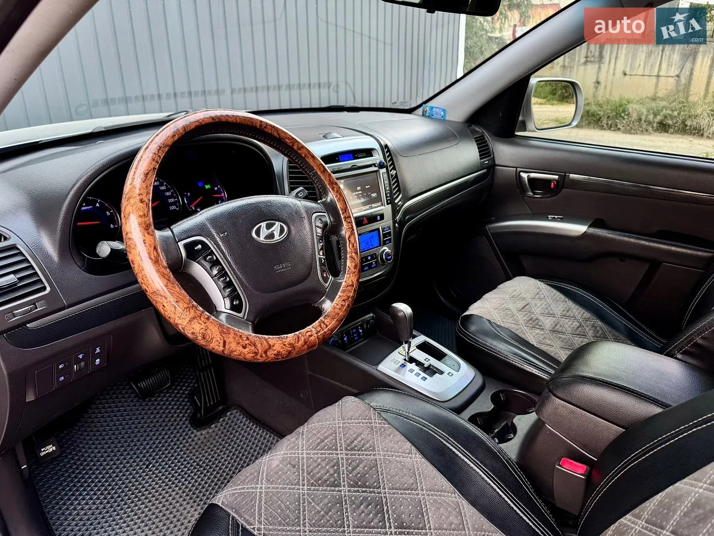 2011 Hyundai Santa Fe - мініатюра 50