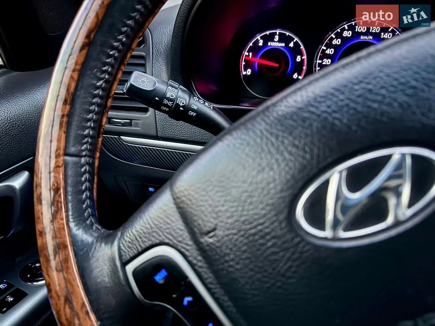 2011 Hyundai Santa Fe - мініатюра 62
