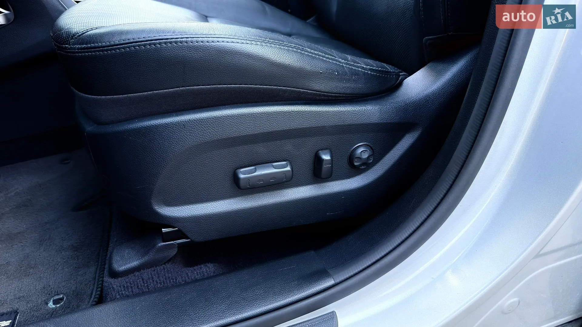 2017 Hyundai Santa Fe - мініатюра 42