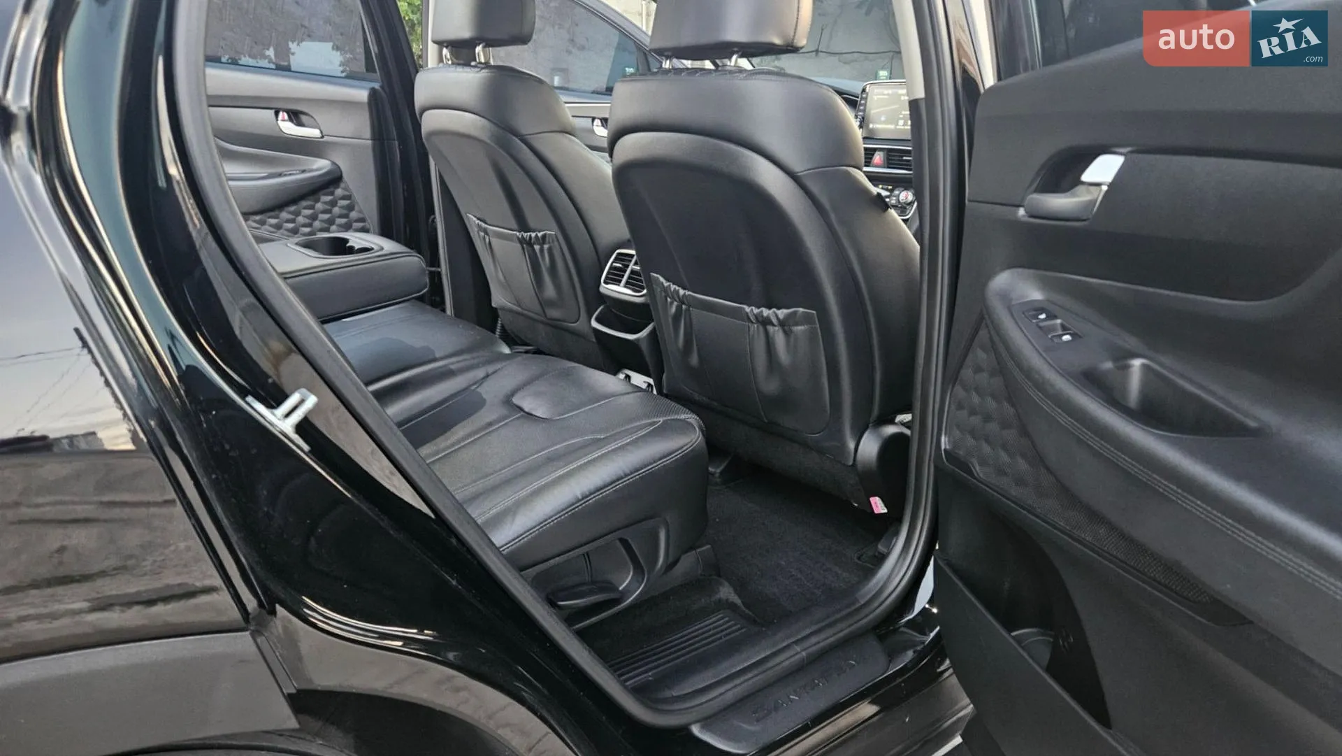 2018 Hyundai Santa Fe - мініатюра 23