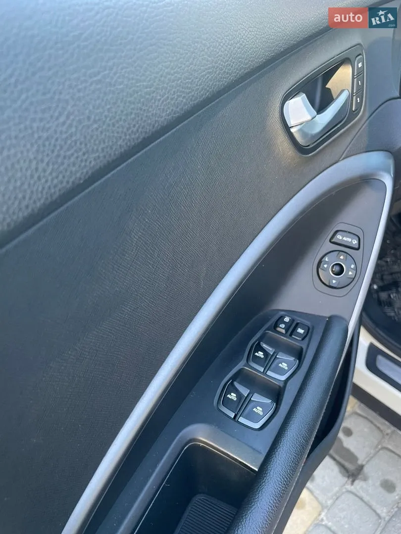 2013 Hyundai Santa Fe - мініатюра 10