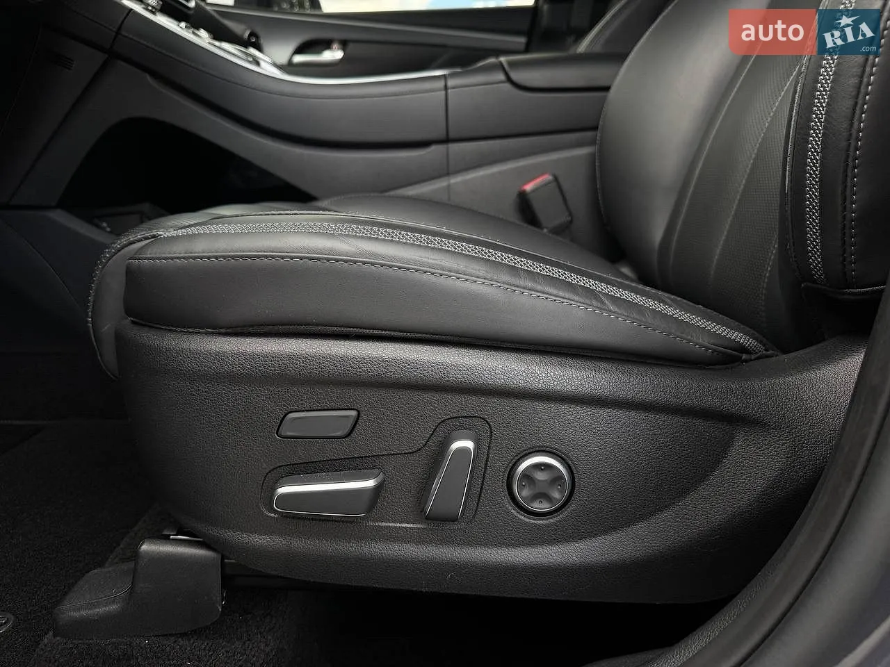 2021 Hyundai Santa Fe - мініатюра 35