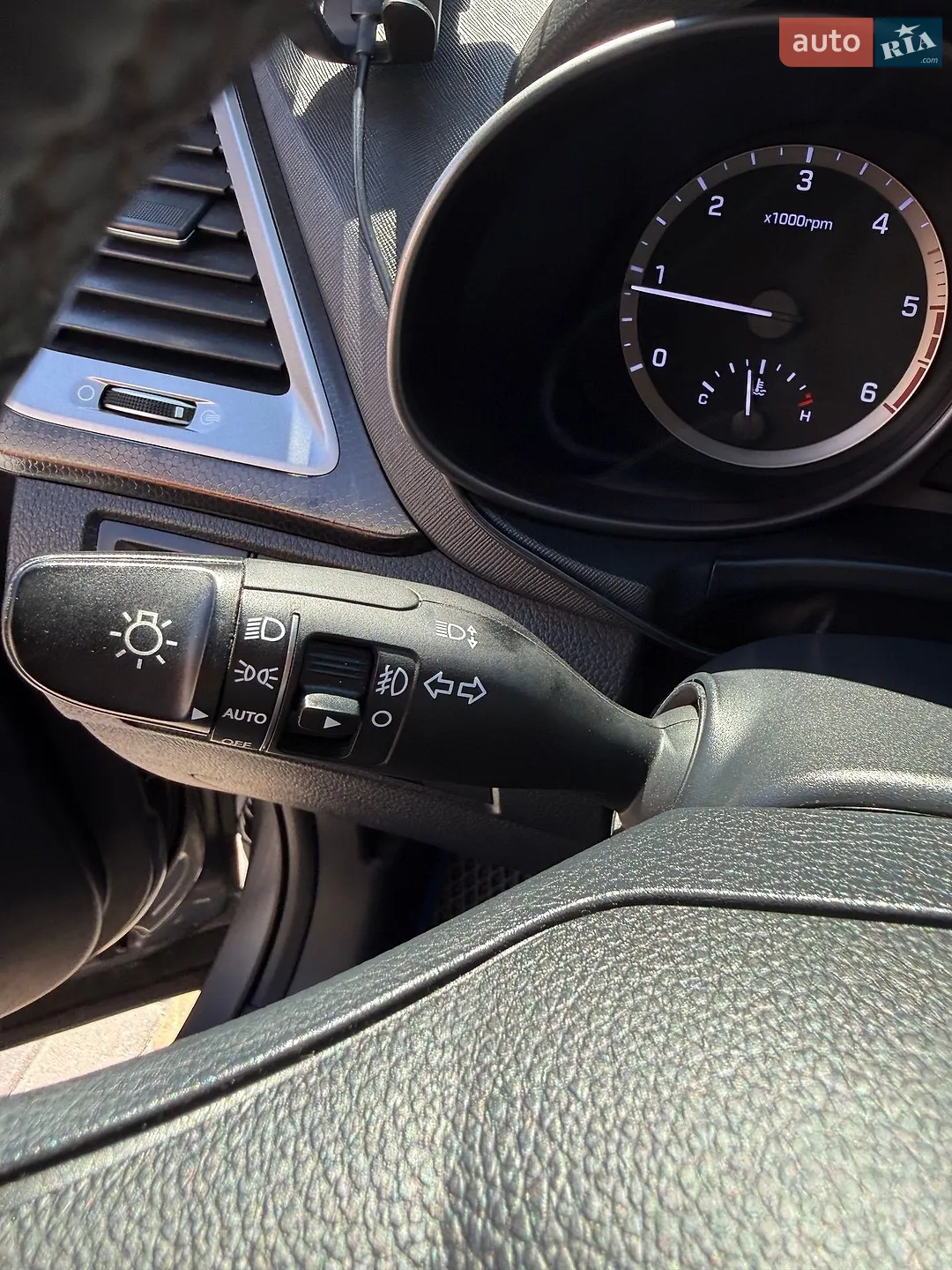 2016 Hyundai Santa Fe - мініатюра 12