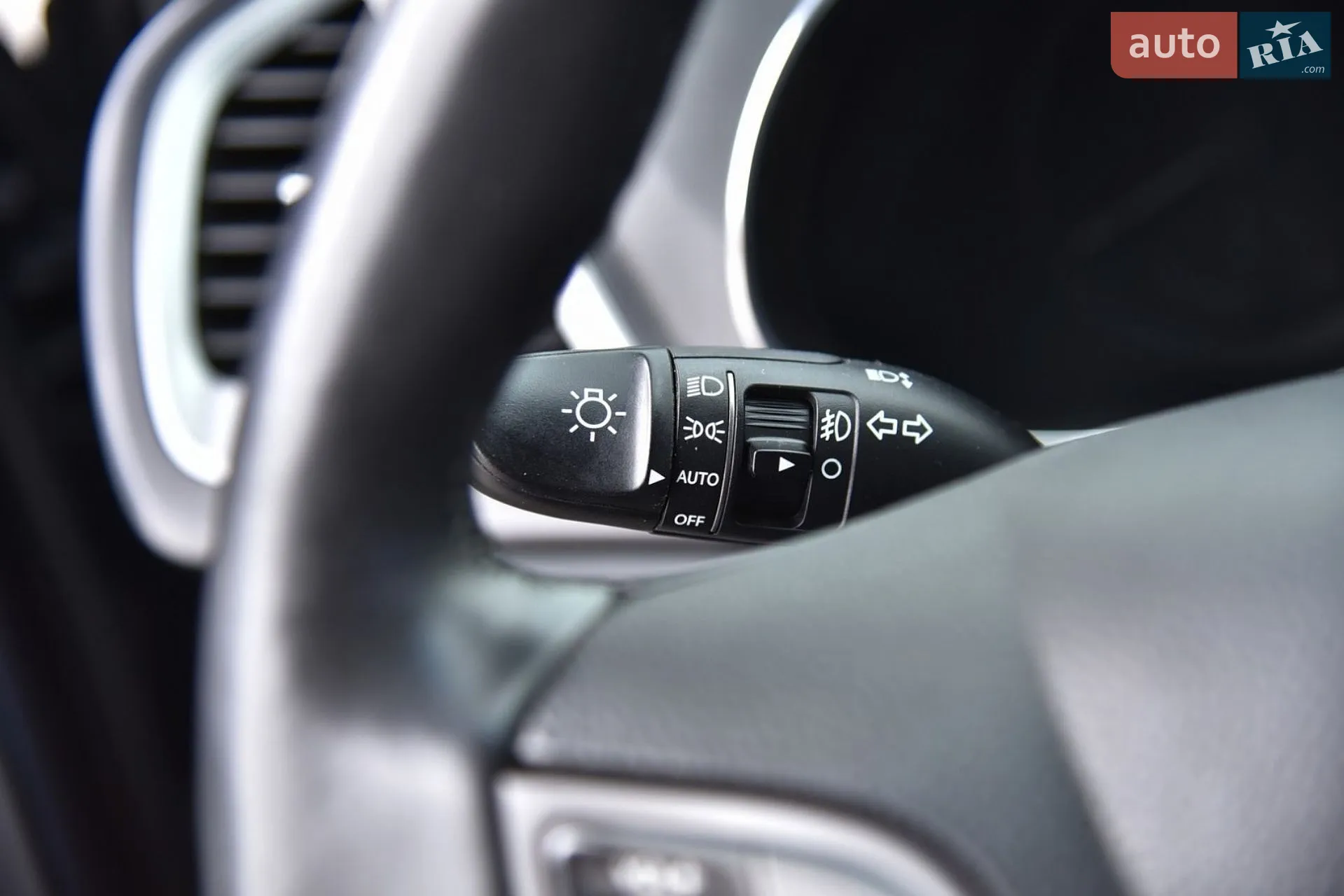 2016 Hyundai Santa Fe - мініатюра 20