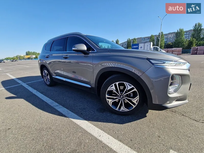 Hyundai Santa FE