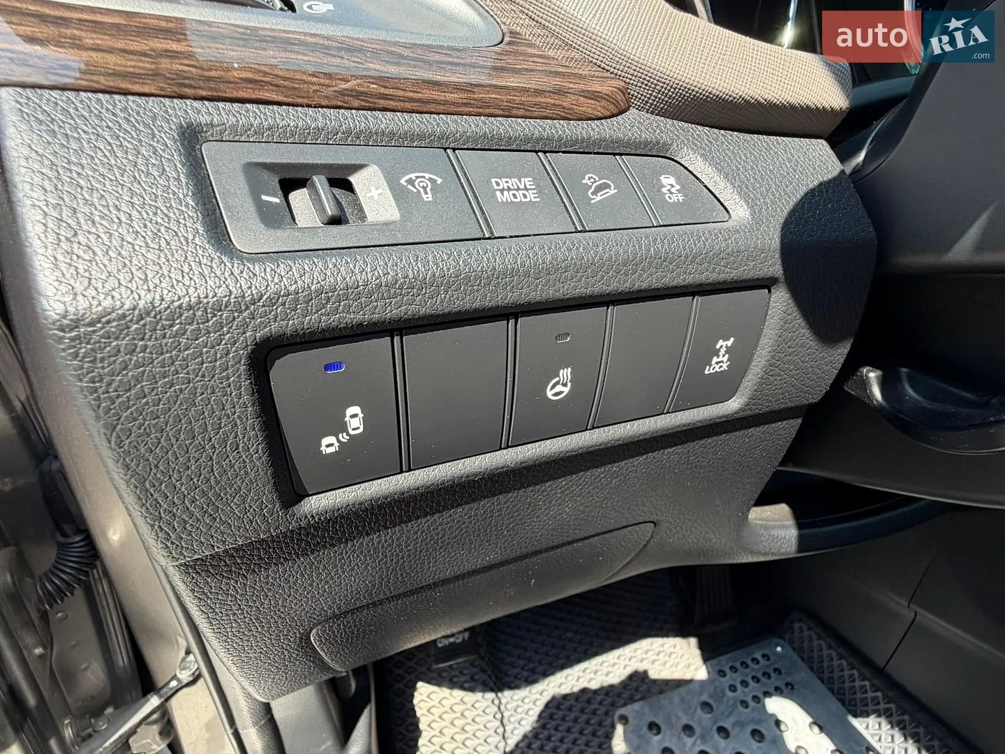 2016 Hyundai Santa Fe - мініатюра 18