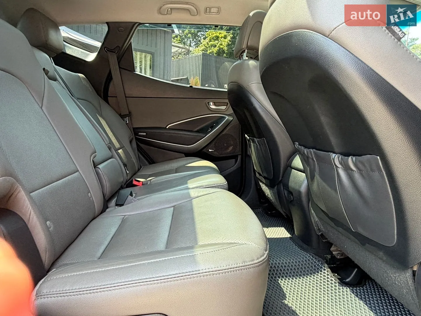 2016 Hyundai Santa Fe - мініатюра 26