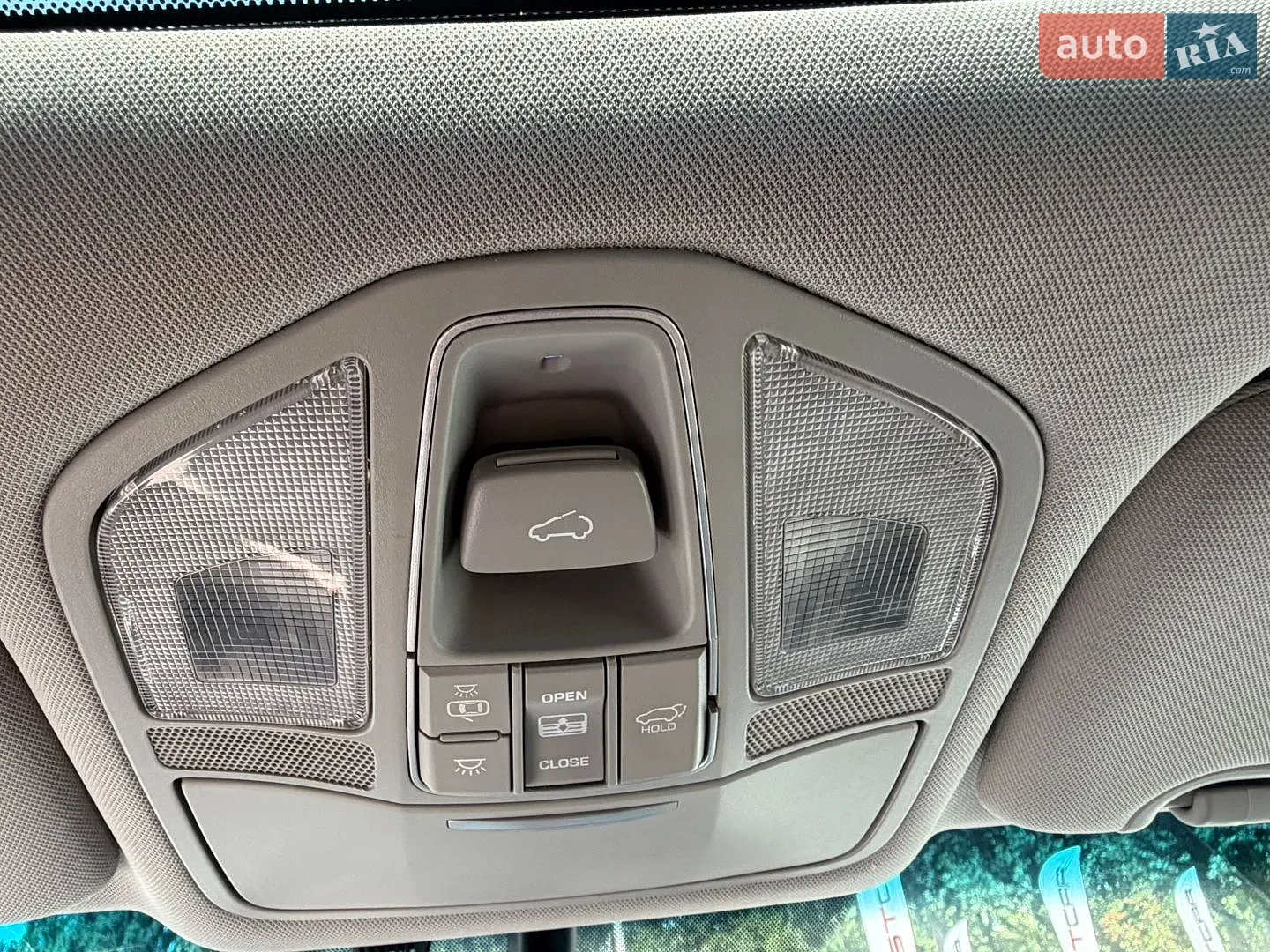 2016 Hyundai Santa Fe - мініатюра 36
