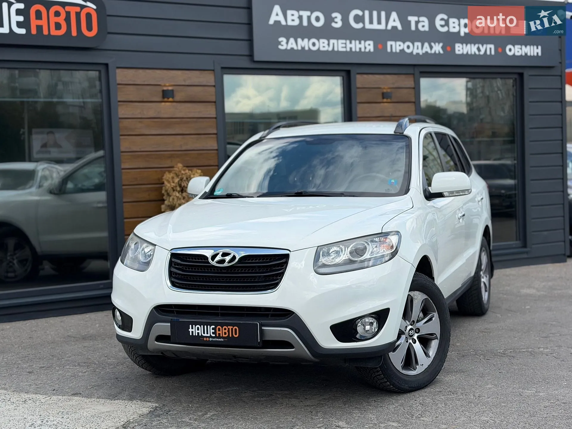 2011 Hyundai Santa Fe - мініатюра 2