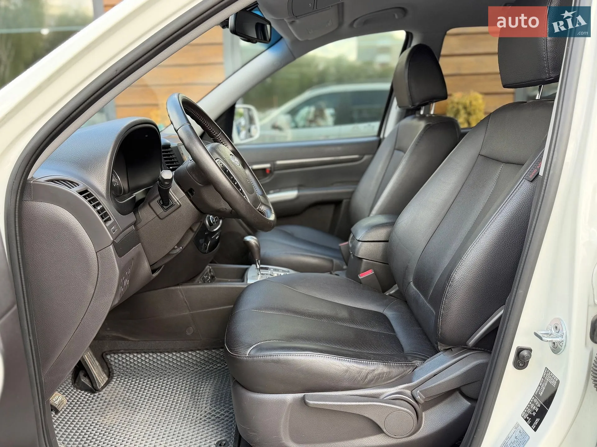 2011 Hyundai Santa Fe - мініатюра 25