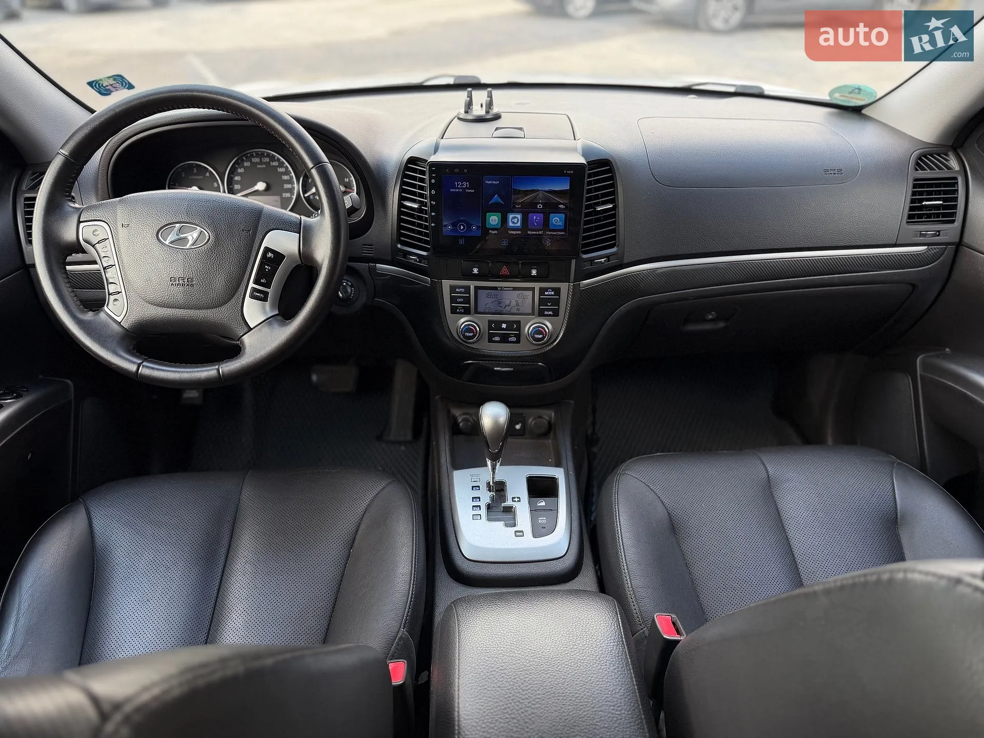 2011 Hyundai Santa Fe - мініатюра 31