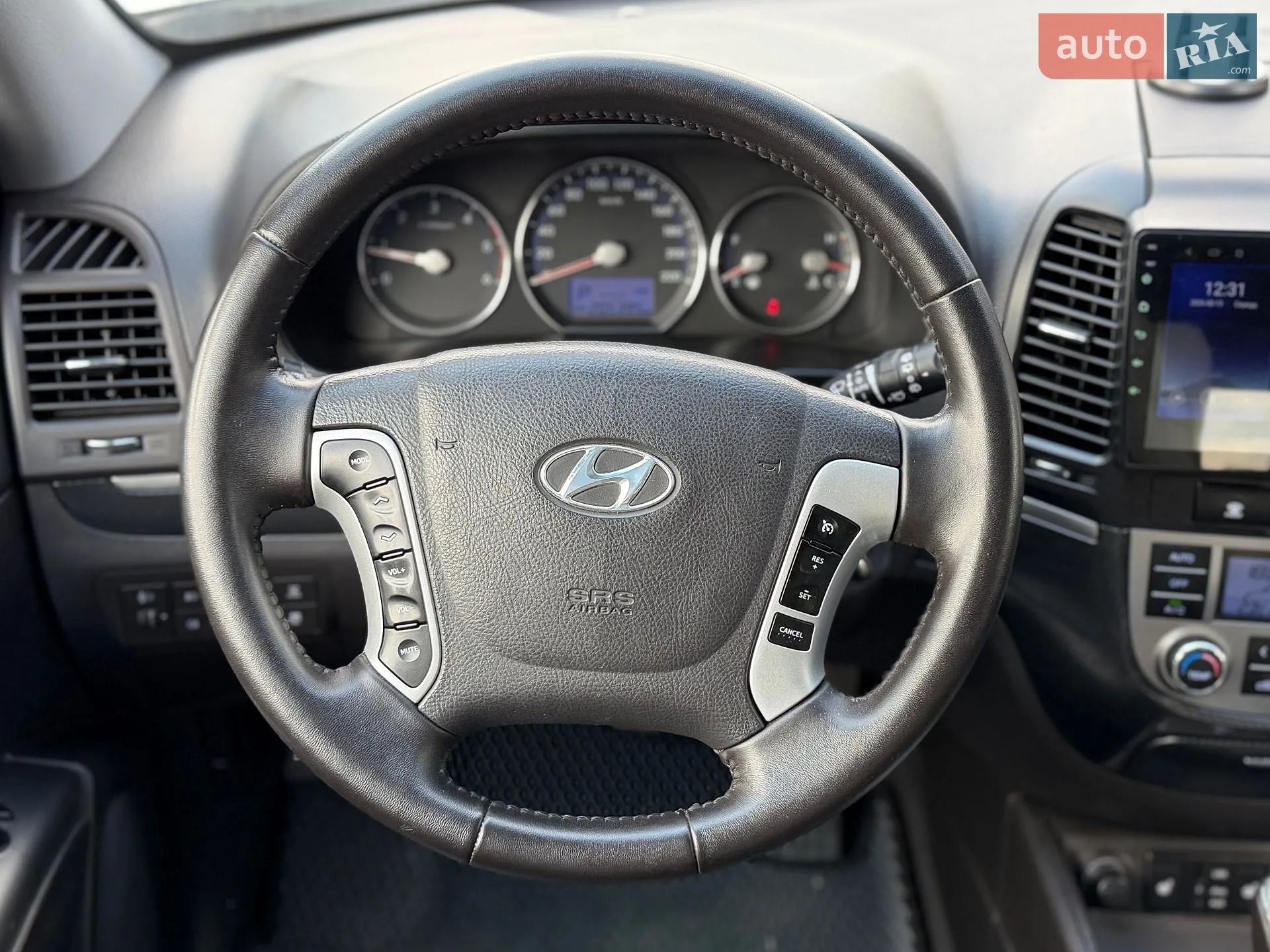 2011 Hyundai Santa Fe - мініатюра 33