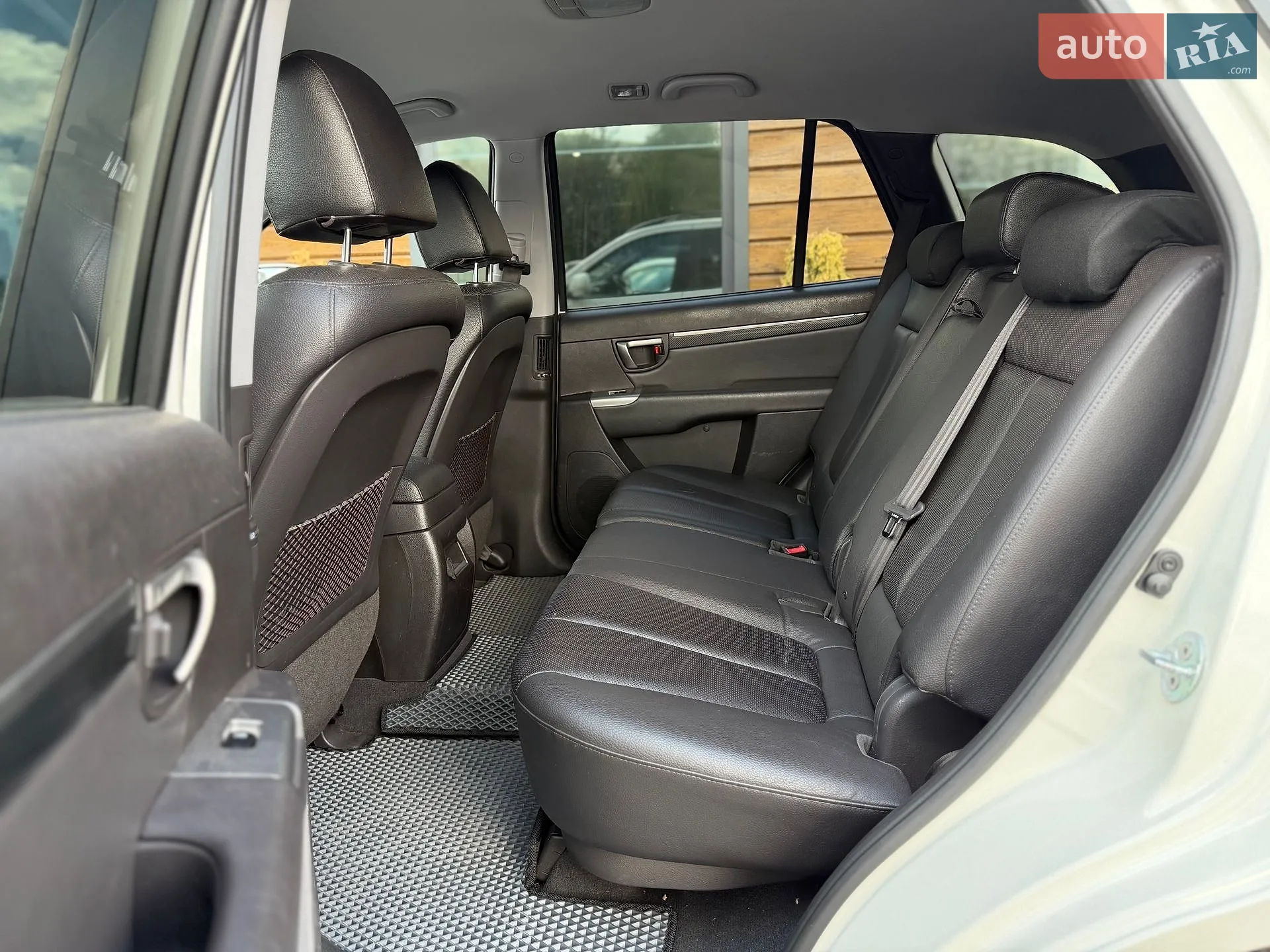2011 Hyundai Santa Fe - мініатюра 46