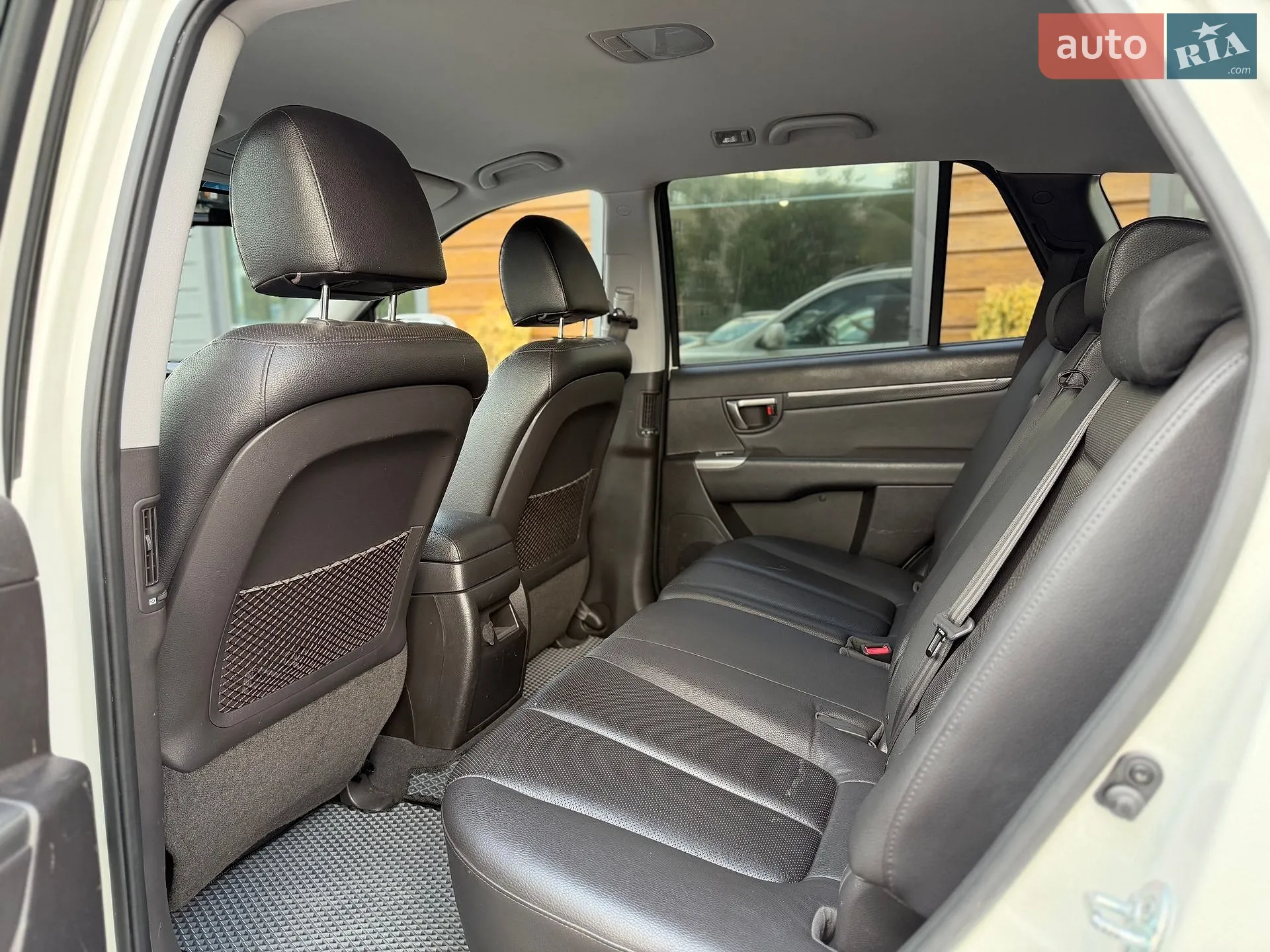 2011 Hyundai Santa Fe - мініатюра 47