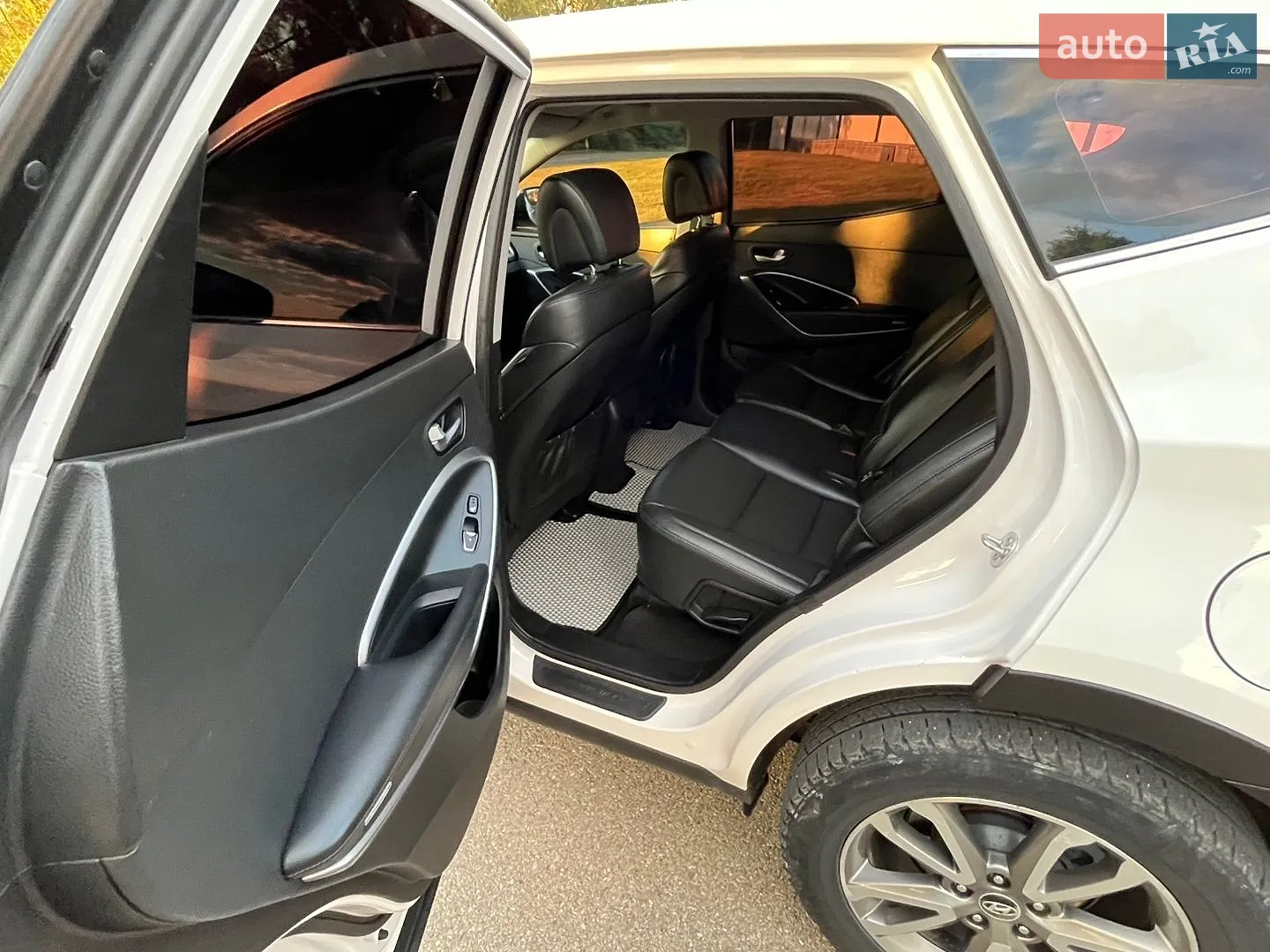 2012 Hyundai Santa Fe - мініатюра 30