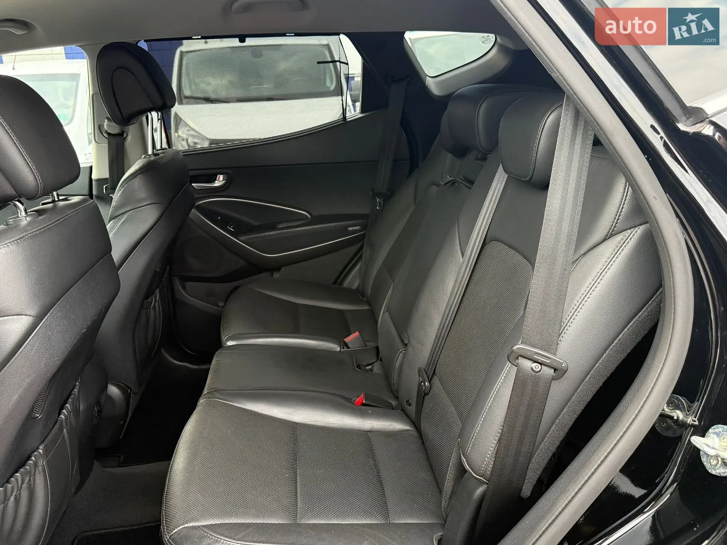2016 Hyundai Santa Fe - мініатюра 28
