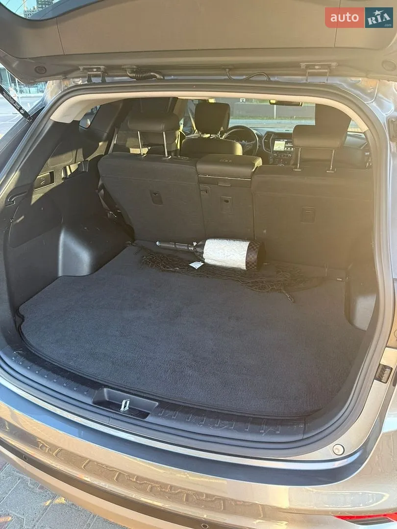 2016 Hyundai Santa Fe - мініатюра 27