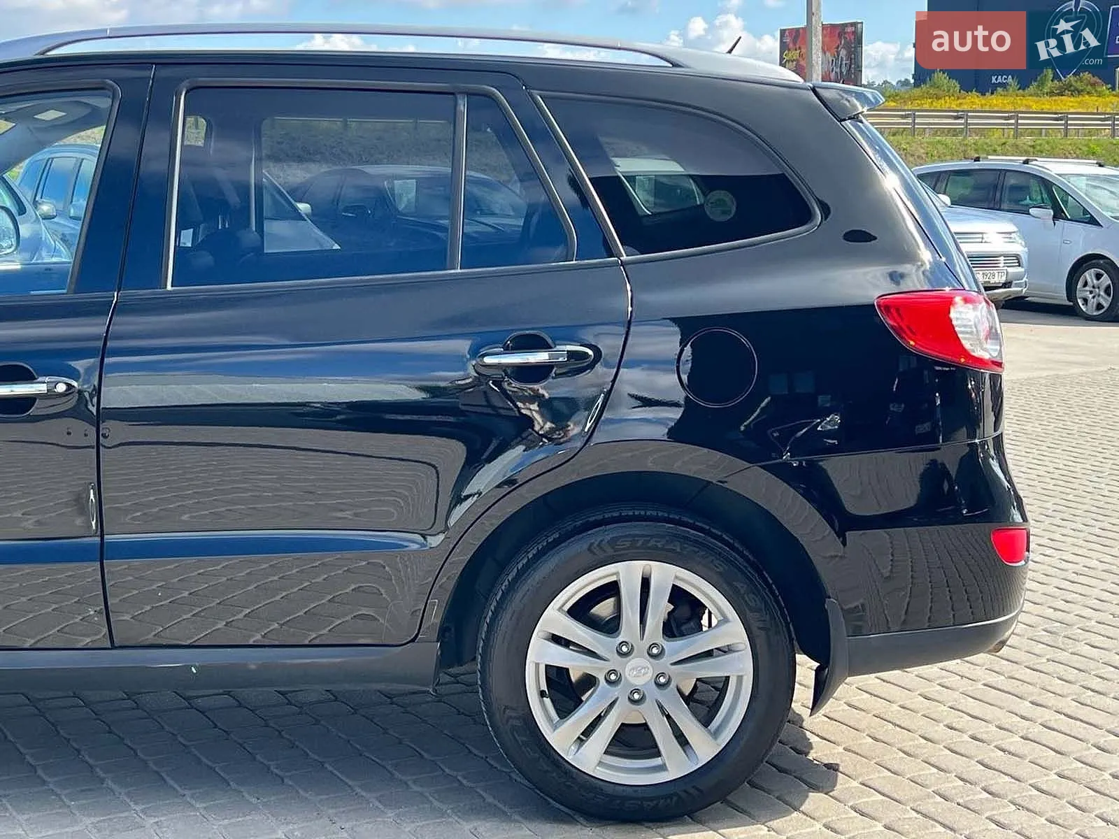 2010 Hyundai Santa Fe - мініатюра 5