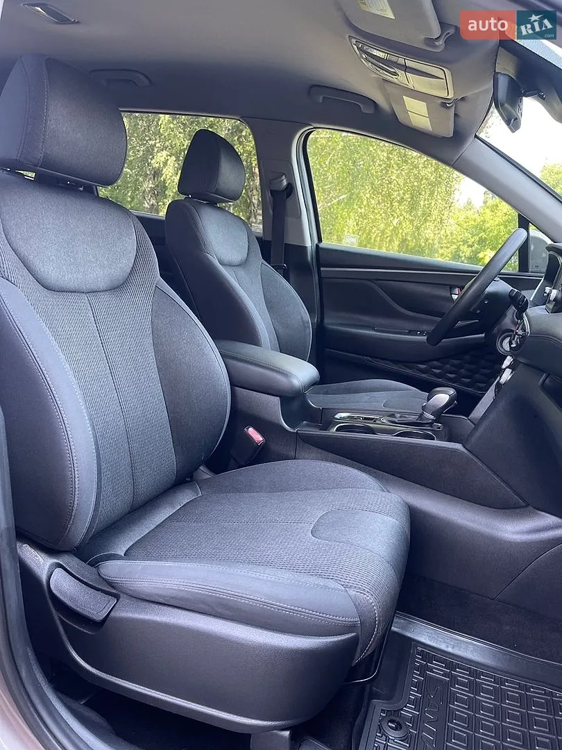 2019 Hyundai Santa Fe - мініатюра 23