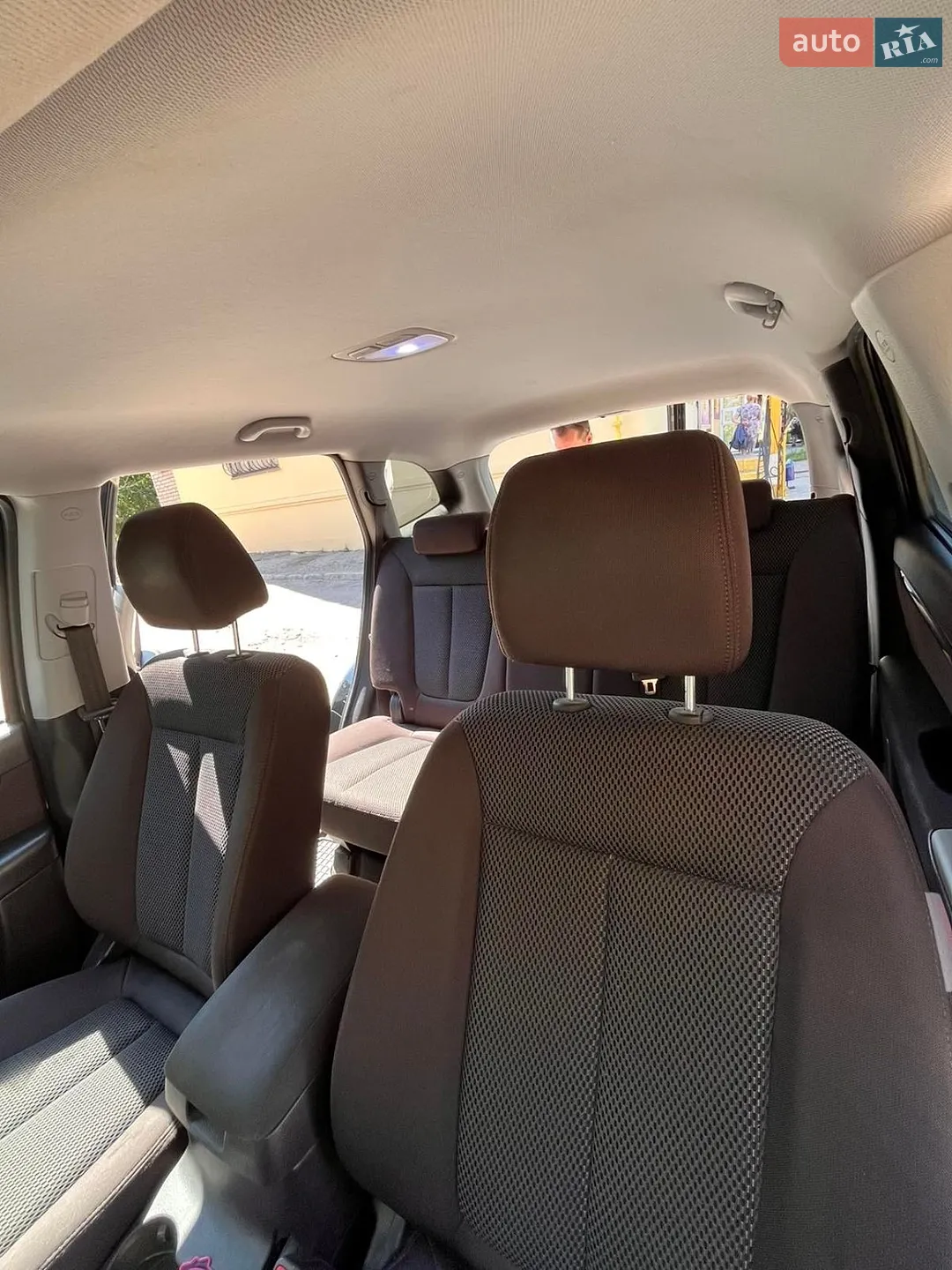 2010 Hyundai Santa Fe - мініатюра 11