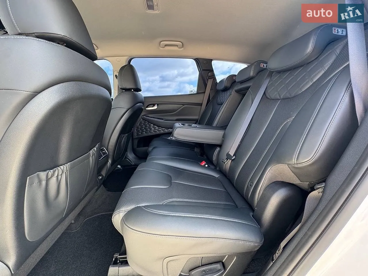 2020 Hyundai Santa Fe - мініатюра 11