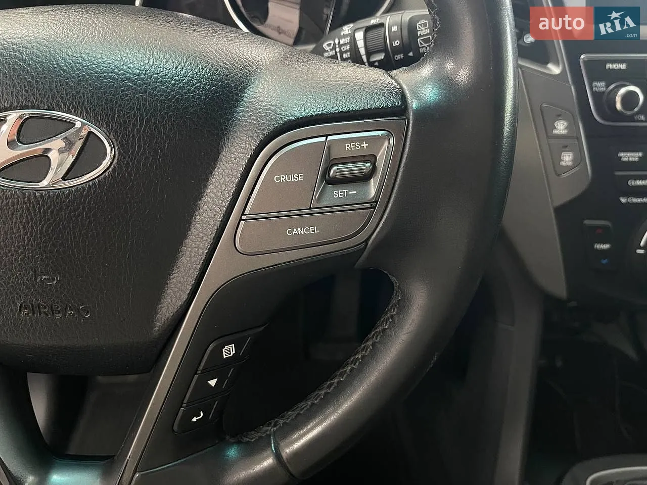 2016 Hyundai Santa Fe - мініатюра 30