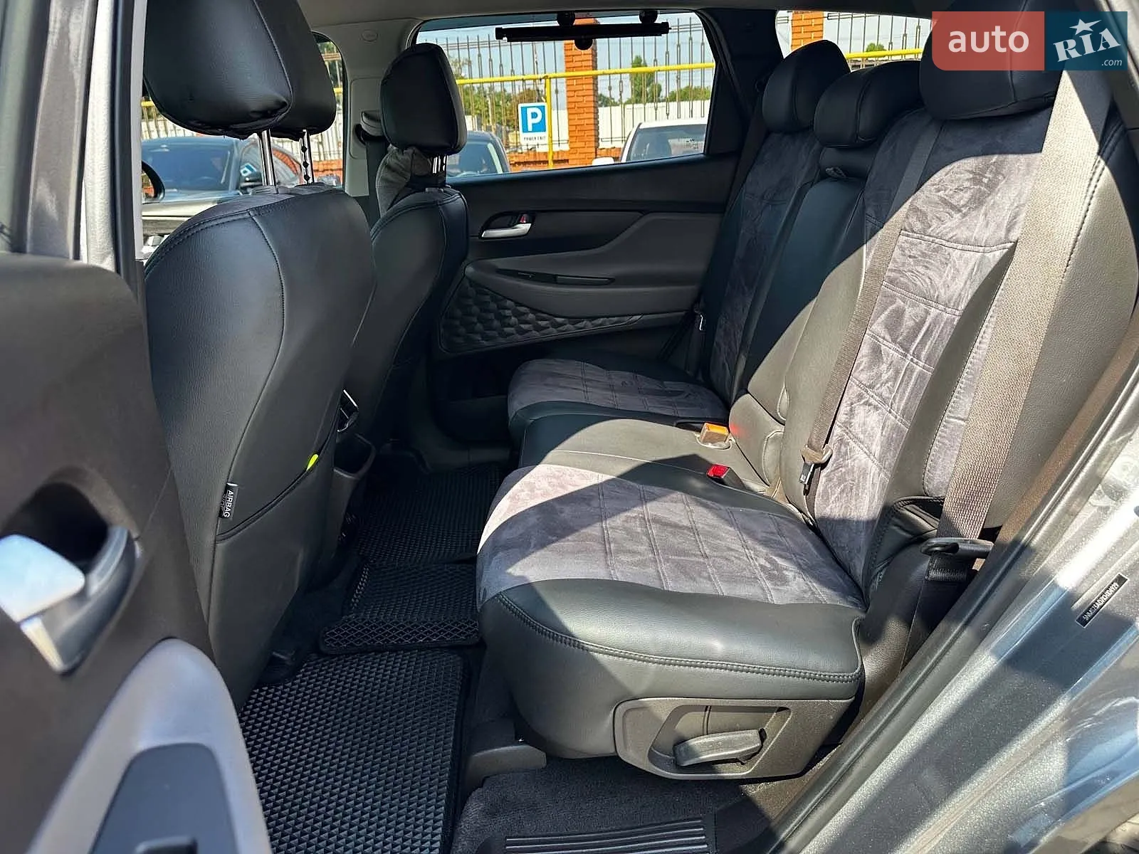 2019 Hyundai Santa Fe - мініатюра 23