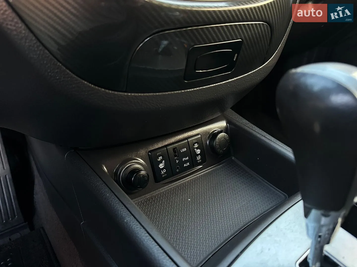 2010 Hyundai Santa Fe - мініатюра 42