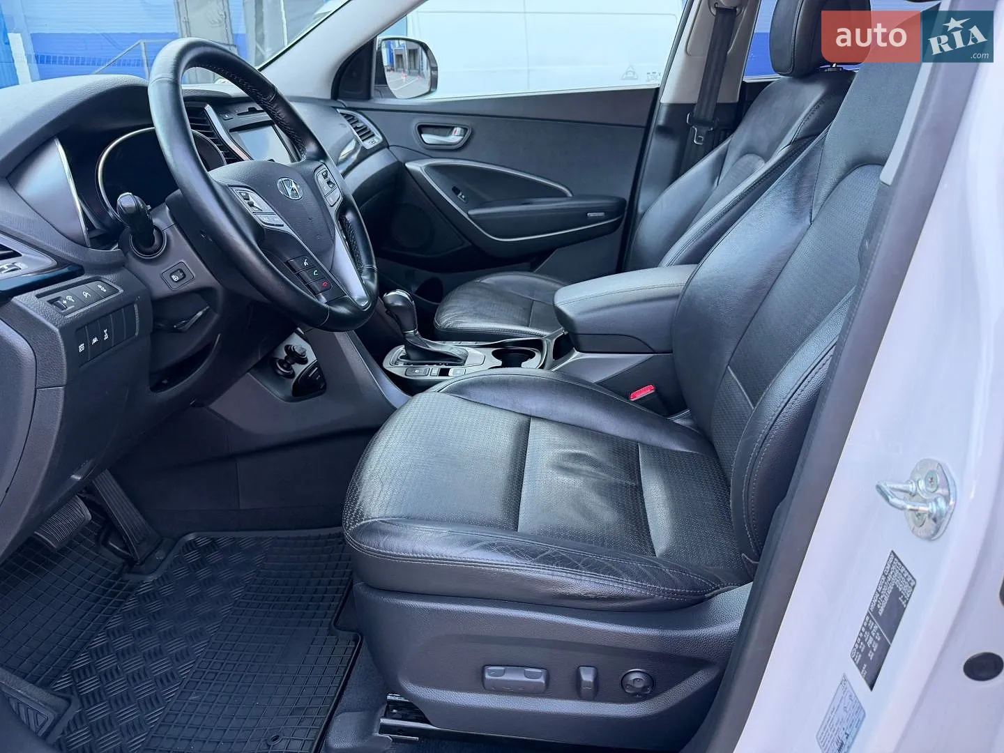 2014 Hyundai Santa Fe - мініатюра 29