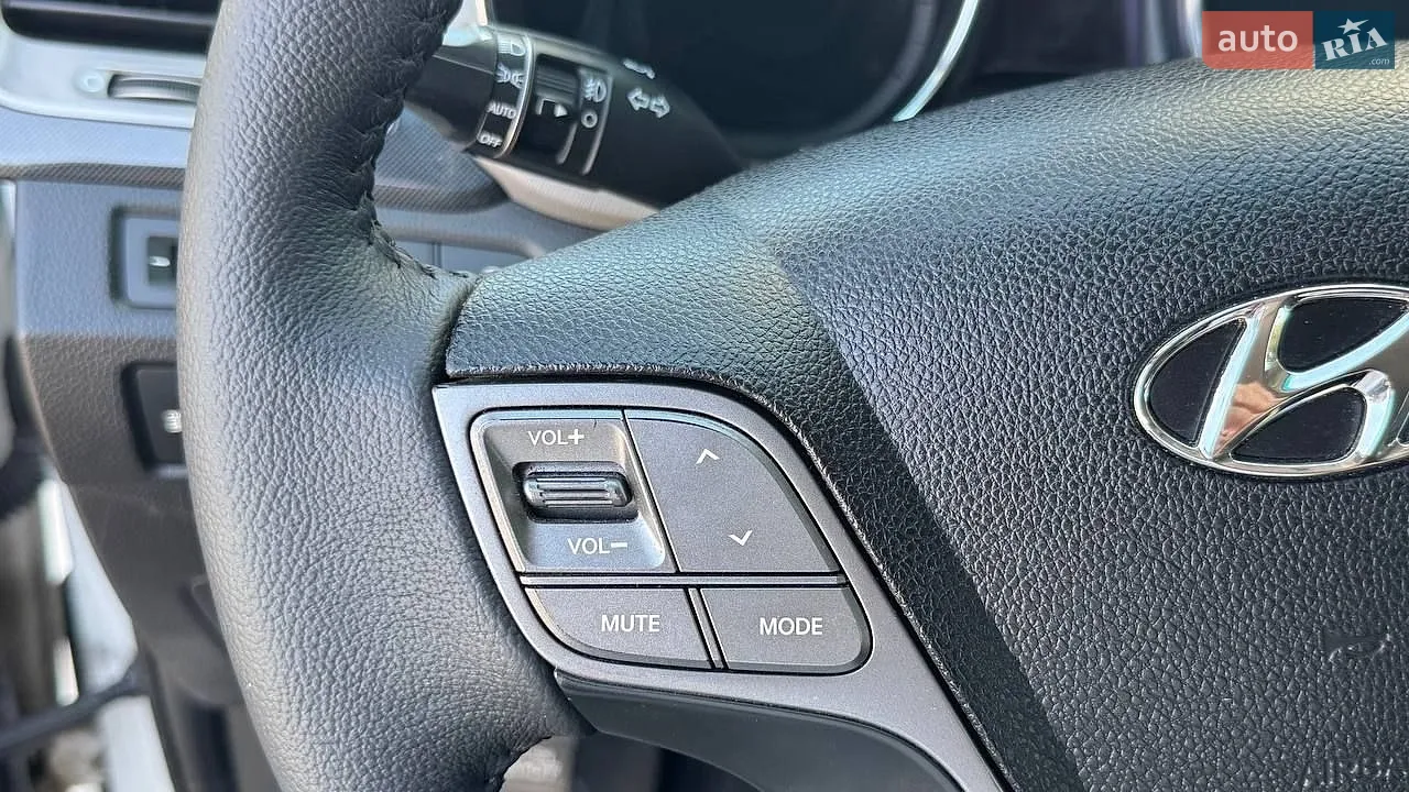 2014 Hyundai Santa Fe - мініатюра 21