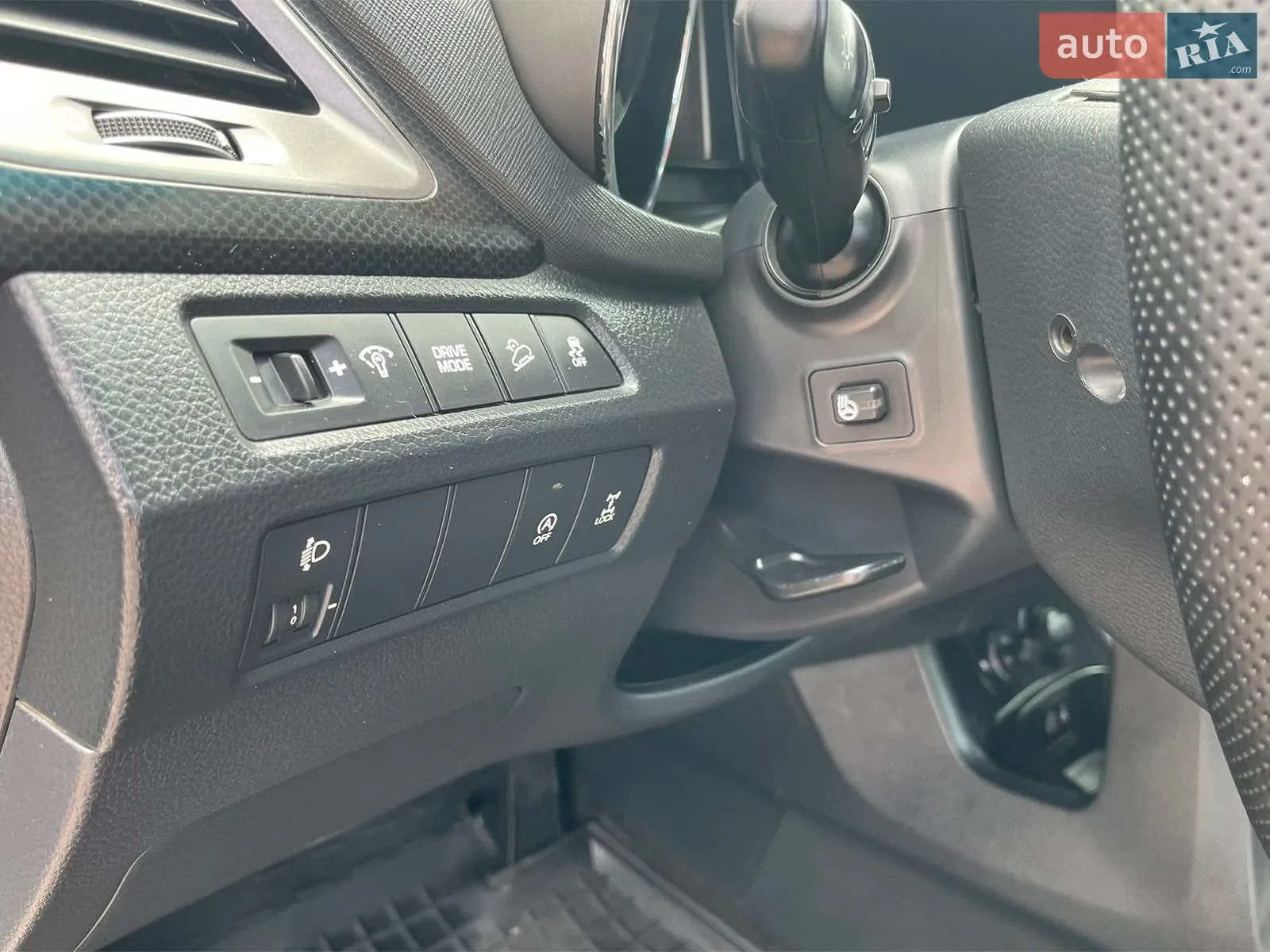 2017 Hyundai Santa Fe - мініатюра 16