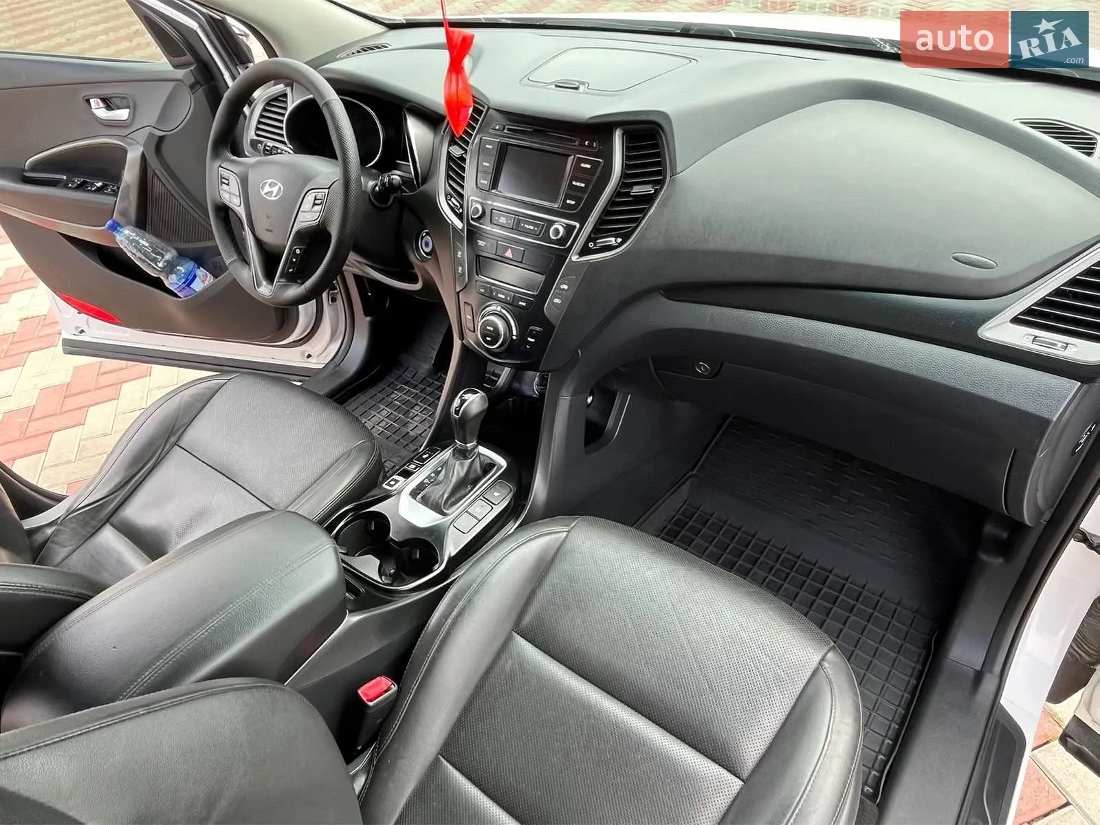 2017 Hyundai Santa Fe - мініатюра 23
