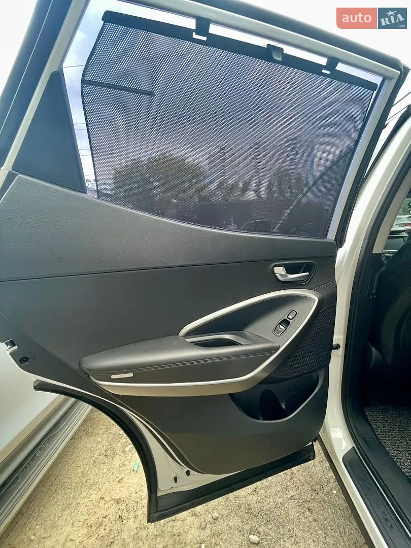 2017 Hyundai Santa Fe - мініатюра 11