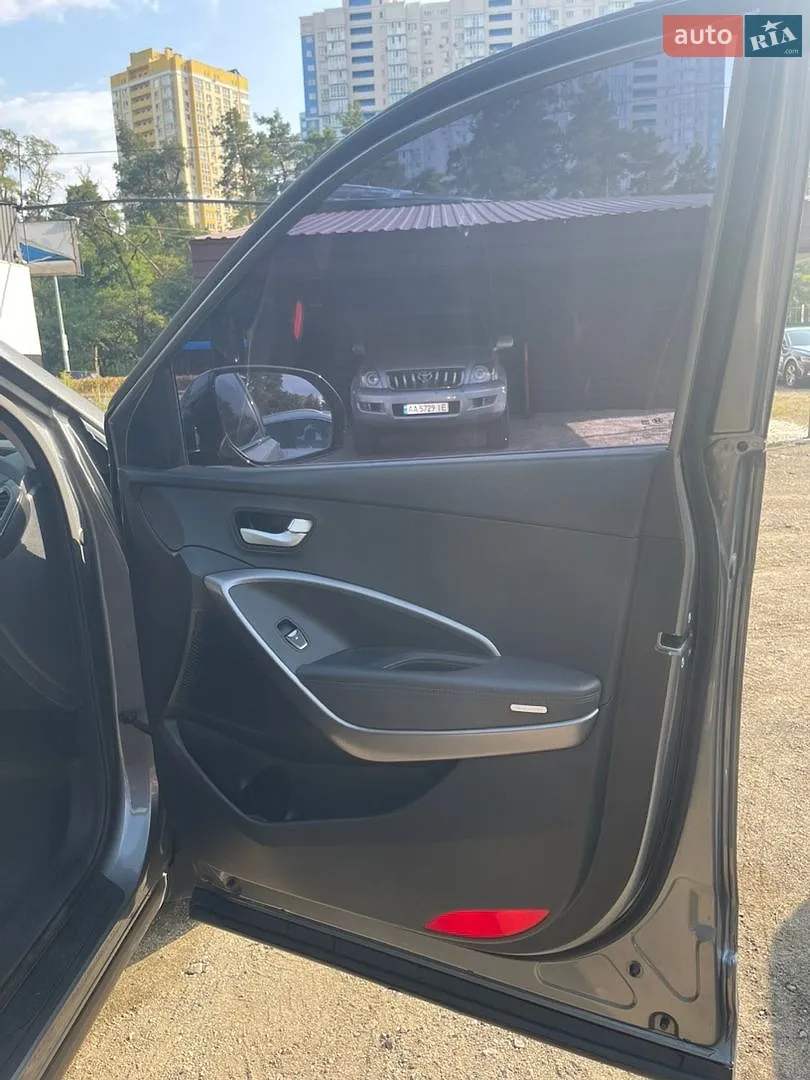 2016 Hyundai Santa Fe - мініатюра 10