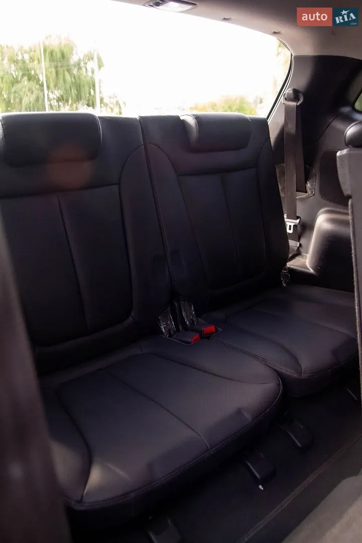 2012 Hyundai Santa Fe - мініатюра 30