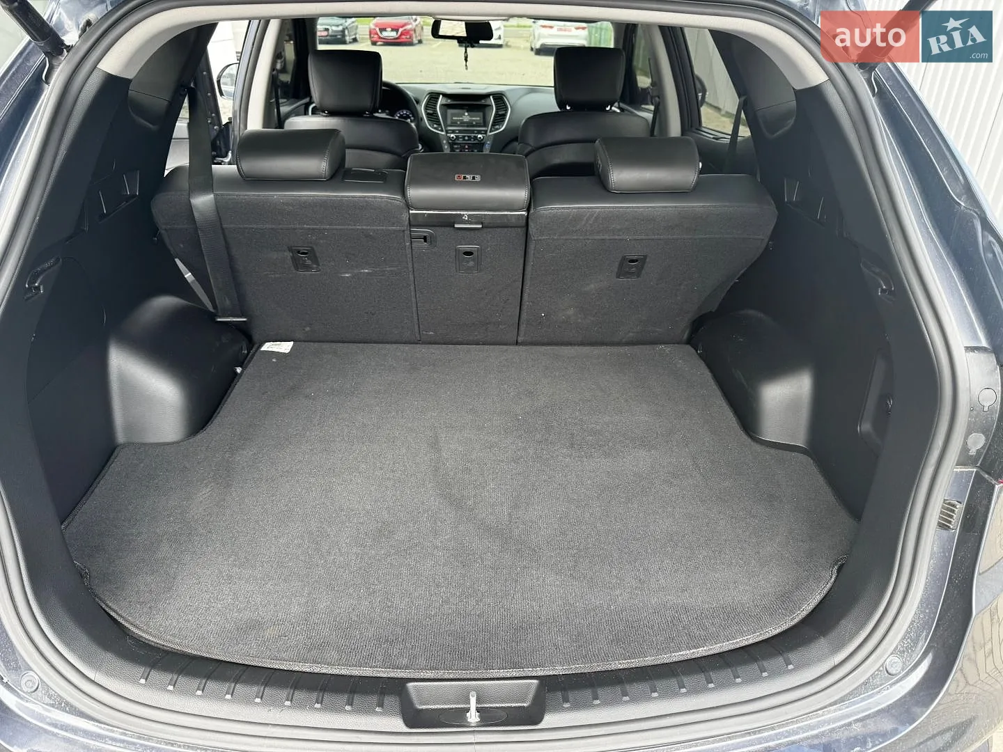 2017 Hyundai Santa Fe - мініатюра 12