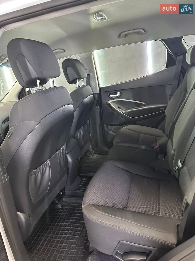 2016 Hyundai Santa Fe - мініатюра 10