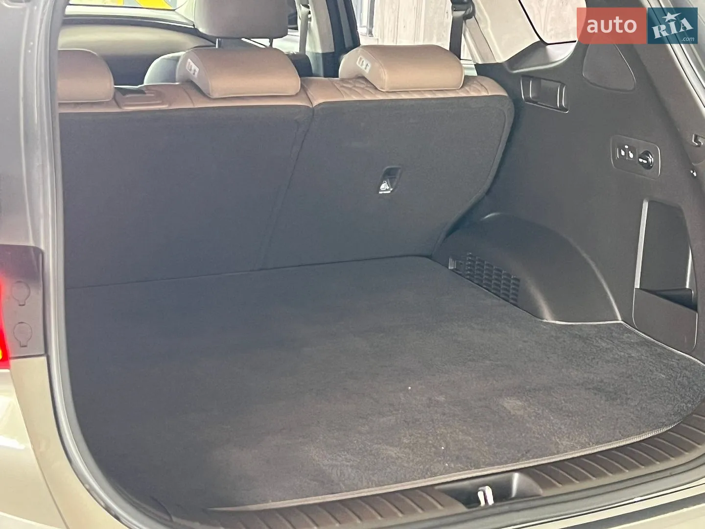2018 Hyundai Santa Fe - мініатюра 14