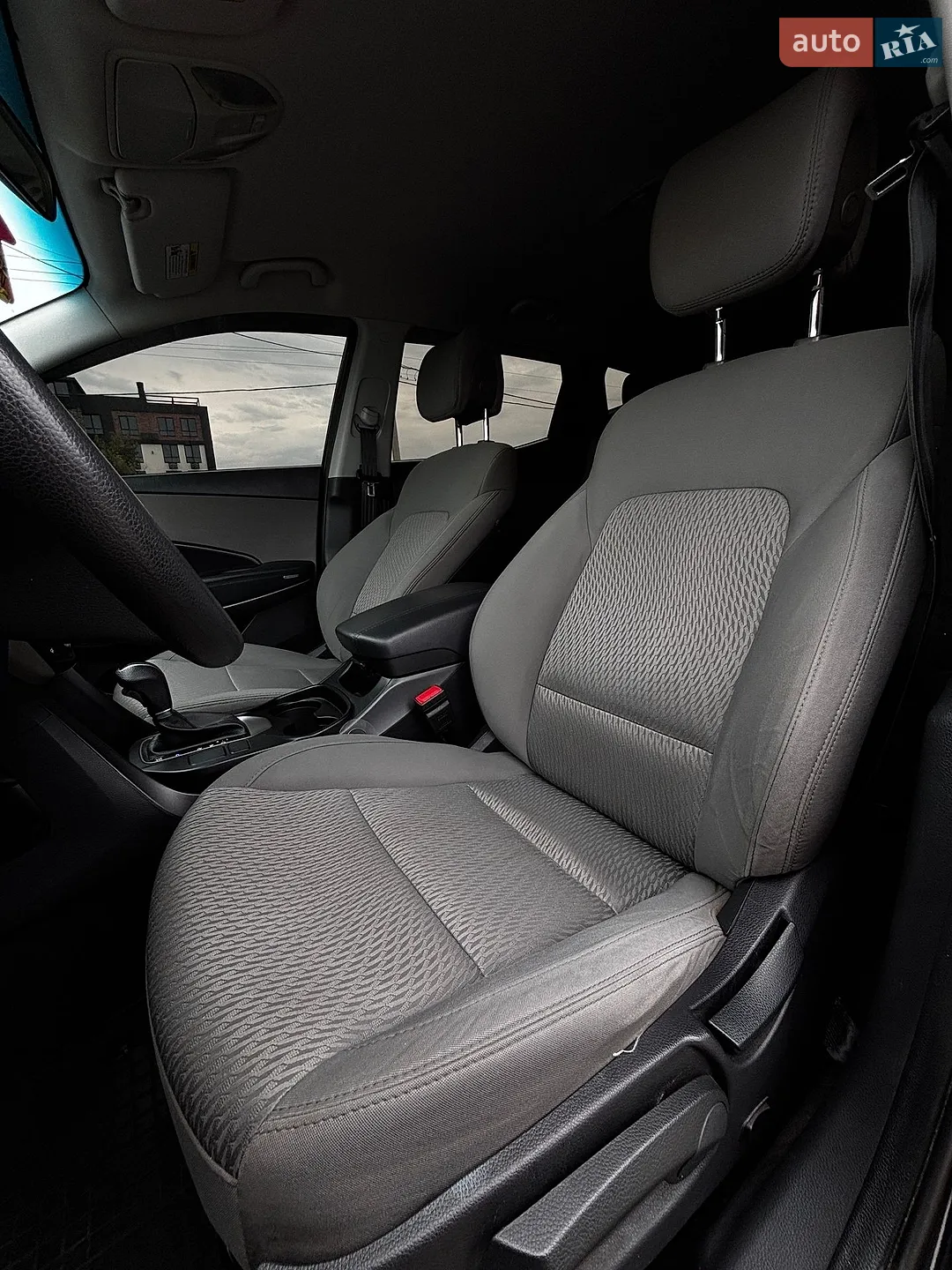 2016 Hyundai Santa Fe - мініатюра 15