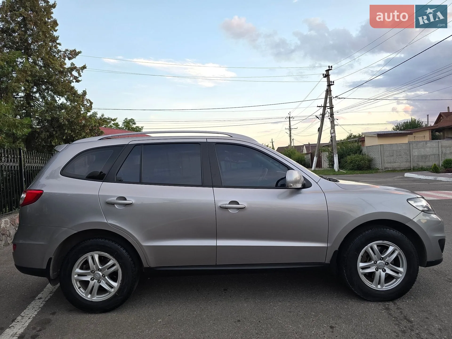 2010 Hyundai Santa Fe - мініатюра 8