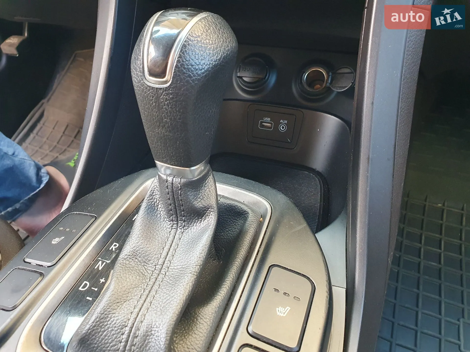 2017 Hyundai Santa Fe - мініатюра 5