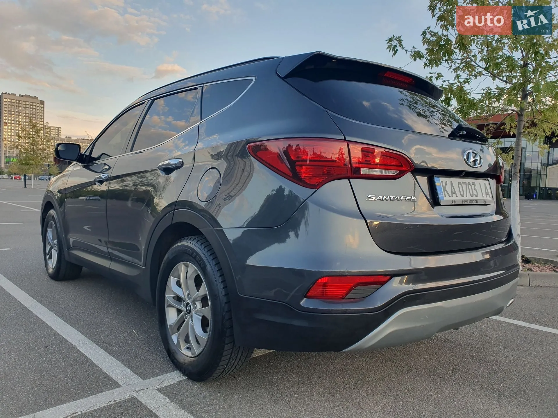 2017 Hyundai Santa Fe - мініатюра 19