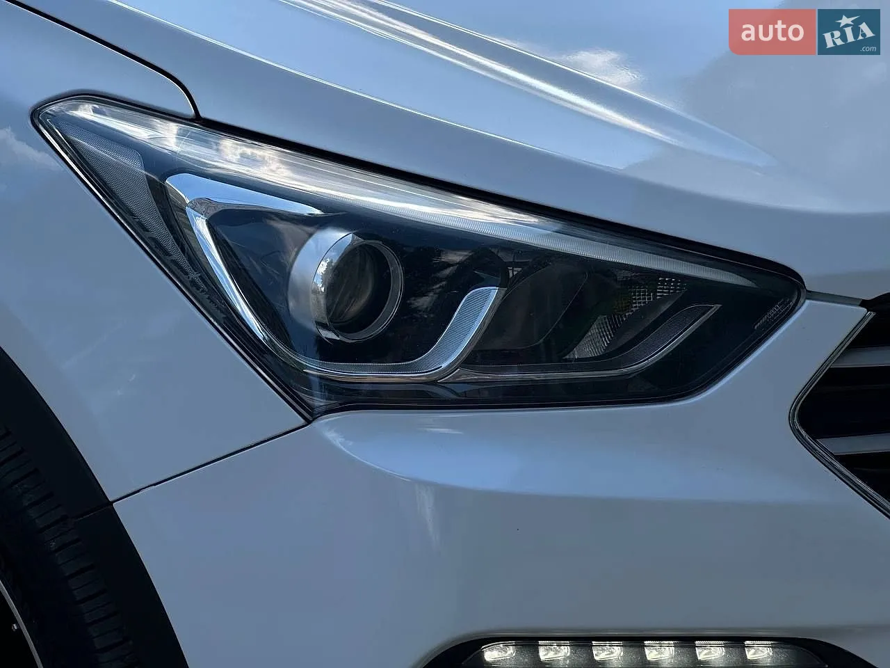 2016 Hyundai Santa Fe - мініатюра 17
