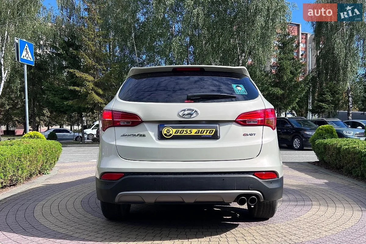 2012 Hyundai Santa Fe - мініатюра 6