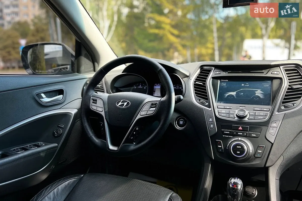 2012 Hyundai Santa Fe - мініатюра 22