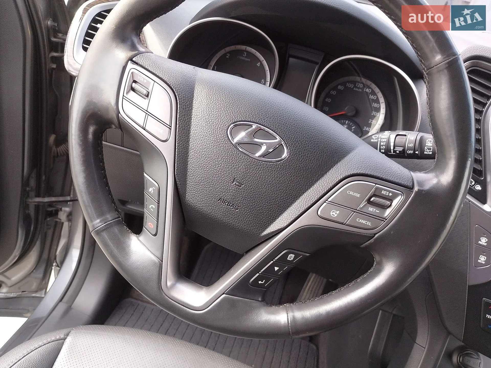 2015 Hyundai Santa Fe - мініатюра 47