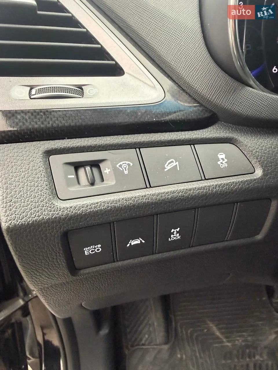 2014 Hyundai Santa Fe - мініатюра 19